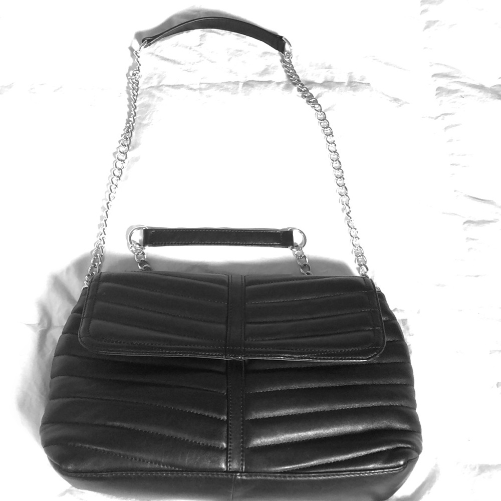 Real Leather quilted Talbots purse Black.